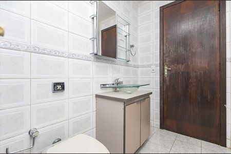 34_photo/94dd1df049.f14d7a494a64fc38-ATLAS-a065c752-8df3-448f-a2ba-79caa4cbb9f2.jpg de casa à venda com 6 quartos, 279m² em Augusta, Curitiba