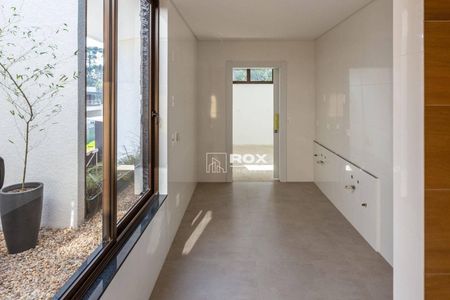 6_photo/94dd1df1ed.d70948cd37f6cfc6-ATLAS-9ae21fb9-0305-472b-a3d4-c4de18a9a908.jpg de casa de condomínio à venda com 4 quartos, 544m² em Augusta, Curitiba