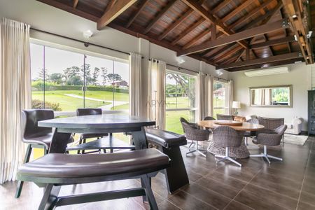 9_photo/94dd1e1893.4d4092f871e47b0b-ATLAS-4e433582-eef2-4458-932e-8e9039a5587d.jpg de casa à venda com 2 quartos, 1500m² em Orleans, Curitiba