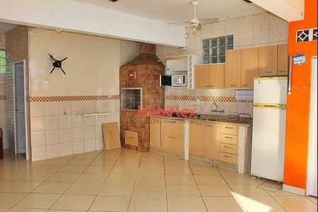 12_photo/952724241f.aa3f54dcddd2e04f-ATLAS-8e1275f4-8cd4-48f8-a27b-60ecb83e06b5.jpg de casa à venda com 2 quartos, 145m² em Pântano do Sul, Florianópolis