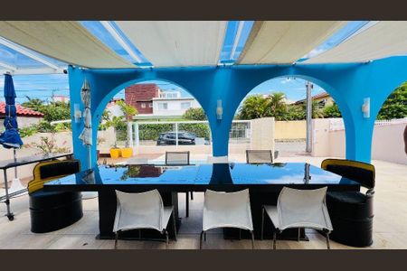 5_photo/952724256f.e98a0441d5514113-ATLAS-aefb94be-c032-4555-9bea-85b8fb7219a3.jpg de casa à venda com 3 quartos, 346m² em Pântano do Sul, Florianópolis