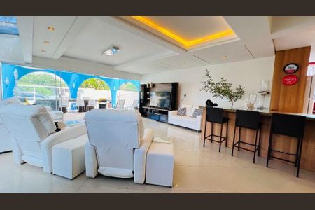 20_photo/952724256f.e98a0441d5514113-ATLAS-ce6c86d2-d077-4b18-adcc-d0dfe0e31bea.jpg de casa à venda com 3 quartos, 346m² em Pântano do Sul, Florianópolis