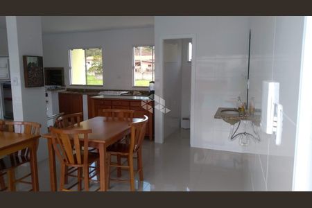 6_photo/95272425bb.bd95fcb46c94ff0b-ATLAS-3091095c-4a80-4037-b18b-d23b8bfea17a.jpg de apartamento à venda com 2 quartos, 43m² em Pântano do Sul, Florianópolis