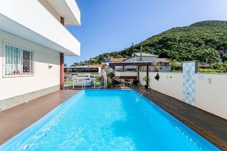 5_photo/95272425bb.bd95fcb46c94ff0b-ATLAS-9c19eaf1-fe40-4ff8-a496-80e1f768ab1e.jpg de apartamento à venda com 2 quartos, 43m² em Pântano do Sul, Florianópolis