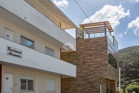 2_photo/95272425bb.bd95fcb46c94ff0b-ATLAS-bb80ad50-f5ae-4cff-81c6-84b48e2c1a90.jpg de apartamento à venda com 2 quartos, 43m² em Pântano do Sul, Florianópolis