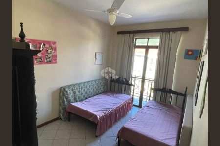 25_photo/9527242f83.7d44486df2fbe63f-ATLAS-52862316-fabc-40a5-8b80-c3b22e04011c.jpg de casa à venda com 5 quartos, 171m² em Pântano do Sul, Florianópolis