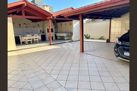 16_photo/9527242f83.7d44486df2fbe63f-ATLAS-8d364f64-77b9-4c90-a79f-2aa43f4e6521.jpg de casa à venda com 5 quartos, 171m² em Pântano do Sul, Florianópolis