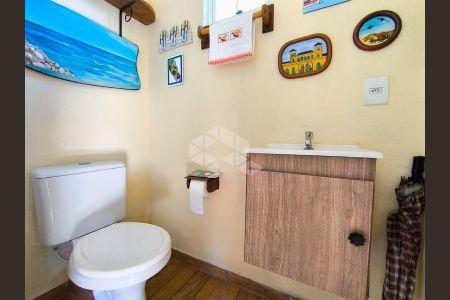 20_photo/952724302d.45f02ef6bff41bc6-ATLAS-b7786208-e5f8-4b89-a3b0-25097c90a9d2.jpg de casa para alugar com 1 quarto, 60m² em Pântano do Sul, Florianópolis