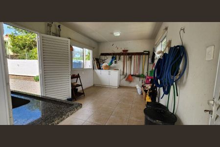 18_photo/9527245801.c4a86b3c211625c7-ATLAS-c2e1870c-fa5a-457b-adf7-09e16cd880ce.jpg de casa à venda com 4 quartos, 352m² em Armacao do Pântano do Sul, Florianópolis
