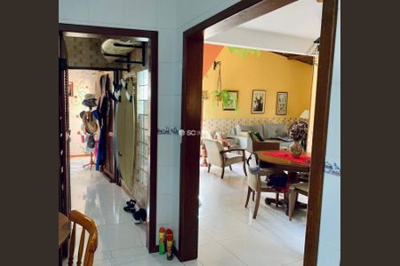 25_photo/9527245847.2866b196c2edf31d-ATLAS-c75f4b97-0e1d-4d91-8a1a-22aa899dff9f.jpg de casa à venda com 4 quartos, 125m² em Armacao do Pântano do Sul, Florianópolis