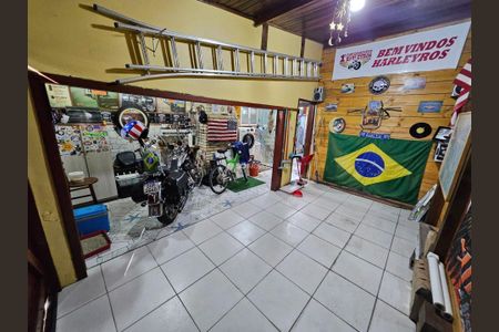 5_photo/9527245847.2866b196c2edf31d-ATLAS-ef04ed78-3833-4071-9aab-bdfbdcc18d70.jpg de casa à venda com 4 quartos, 125m² em Armacao do Pântano do Sul, Florianópolis