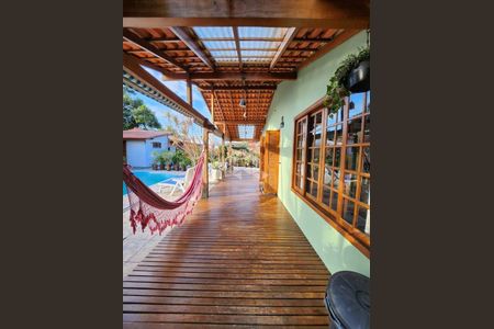 8_photo/952724596d.f0d246bad4da1cd5-ATLAS-841a397b-6a10-4317-8d08-a0cd2640873b.jpg de casa à venda com 4 quartos, 250m² em Armação, Florianópolis