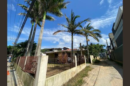 3_photo/952724c933.d7a91d1757fec3a4-ATLAS-8c8f2e41-c6e6-4aeb-bc93-6941c9d5985a.jpg de casa para alugar com 2 quartos, 70m² em Morro das Pedras, Florianópolis