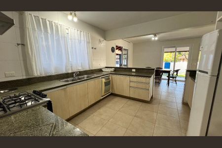 14_photo/952724c949.bd2dffe6b68feeb7-ATLAS-6bb26a2f-7878-4092-9e4c-0cb5b12b7ce9.jpg de casa à venda com 4 quartos, 230m² em Morro das Pedras, Florianópolis