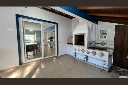 9_photo/952724c949.bd2dffe6b68feeb7-ATLAS-d38ae1cf-e7e7-496c-9339-8cf2a2fc94f9.jpg de casa à venda com 4 quartos, 230m² em Morro das Pedras, Florianópolis