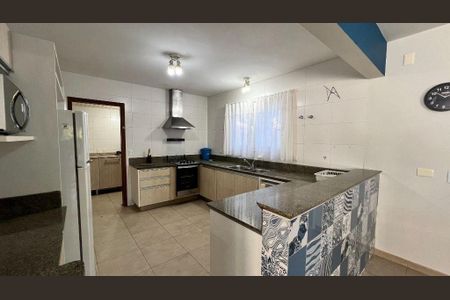 13_photo/952724c949.bd2dffe6b68feeb7-ATLAS-ec14d6bb-83ca-4a47-a79e-e5092fb58186.jpg de casa à venda com 4 quartos, 230m² em Morro das Pedras, Florianópolis