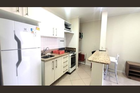 4_photo/952724c955.f42e7a7fc758164f-ATLAS-02239dd3-e1c7-4408-a169-e366130b3c49.jpg de apartamento à venda com 2 quartos, 69m² em Morro das Pedras, Florianópolis