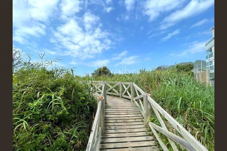 38_photo/952724c95b.19dd4e5b4ccbc227-ATLAS-d51b0c65-2776-48e3-87b9-36b1d2f2bce6.jpg de apartamento para alugar com 2 quartos, 12m² em Morro das Pedras, Florianópolis