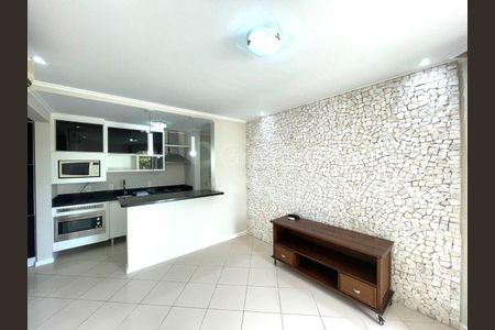 2_photo/952724c95b.19dd4e5b4ccbc227-ATLAS-e75a45ca-0834-4854-8421-20d350c7b8ac.jpg de apartamento para alugar com 2 quartos, 12m² em Morro das Pedras, Florianópolis