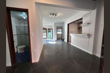 7_photo/952724cb8f.b97733ac54945130-ATLAS-2fa96de3-c4d0-44d7-9e8c-1d8381c7b104.jpg de casa para alugar com 3 quartos, 150m² em Morro das Pedras, Florianópolis
