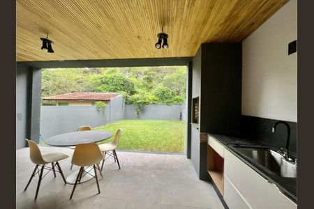 3_photo/952724cbff.e3a954dfb45dd8a0-ATLAS-3577bd39-d42f-46dc-a6ed-83bad519daed.jpg de casa à venda com 3 quartos, 173m² em Morro das Pedras, Florianópolis