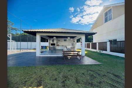 4_photo/952724ccb3.0061f175c2a1dc6e-ATLAS-cf2a3aa2-e11f-4367-bbce-10c608da84cb.jpg de casa à venda com 3 quartos, 95m² em Morro das Pedras, Florianópolis