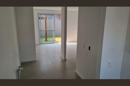 3_photo/952724ccb3.f0ecc906b832f777-ATLAS-41a5bbba-0cf6-4408-9ff2-e4f4aecbfcdb.jpg de casa à venda com 2 quartos, 78m² em Morro das Pedras, Florianópolis