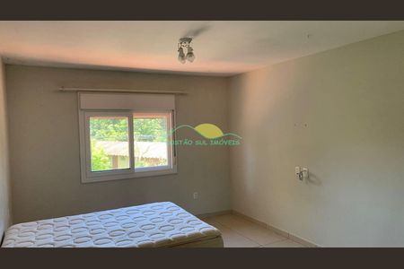 2_photo/952724ce99.59abdc00308a7dc6-ATLAS-0ff52708-d4cb-47ff-918d-2a0e01948cde.jpg de casa à venda com 4 quartos, 250m² em Armação, Florianópolis