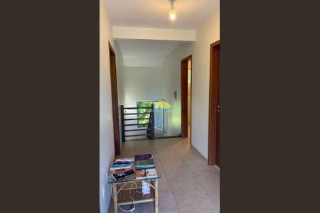 6_photo/952724ce99.59abdc00308a7dc6-ATLAS-1fd8aa7d-498b-453b-8002-77b5062e34ad.jpg de casa à venda com 4 quartos, 250m² em Armação, Florianópolis