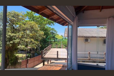 10_photo/952724ce99.59abdc00308a7dc6-ATLAS-3e0b97f0-c941-4ff5-8d10-ddb71081c283.jpg de casa à venda com 4 quartos, 250m² em Armação, Florianópolis