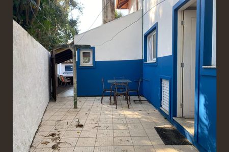 5_photo/952724cebb.598c66e7e5047e83-ATLAS-d3d5b6b4-ad5d-4b8b-8bc0-95f0abfd060a.jpg de casa à venda com 4 quartos, 250m² em Armação, Florianópolis