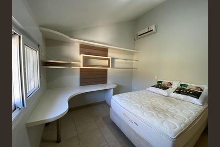 22_photo/952724cebb.598c66e7e5047e83-ATLAS-ebe0048f-6d0d-48fa-bee6-3728d633c7b9.jpg de casa à venda com 4 quartos, 250m² em Armação, Florianópolis