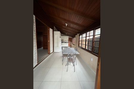 9_photo/952724cf29.1788552eaf7d05ed-ATLAS-c3c827ca-cfc6-4179-bef3-e0660a629c15.jpg de casa para alugar com 3 quartos, 110m² em Morro das Pedras, Florianópolis