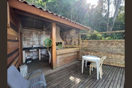 6_photo/952724d2e3.94cacd11540bb35e-ATLAS-829aa88b-5d8f-41c5-b7f0-e813a88d5bb0.jpg de casa à venda com 5 quartos, 450m² em Morro das Pedras, Florianópolis