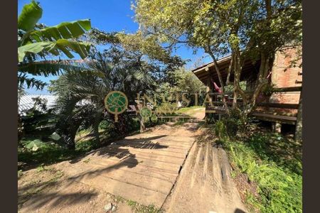 29_photo/952724d2e3.94cacd11540bb35e-ATLAS-9ceea36a-3db3-42a5-aacd-97e59d89ff34.jpg de casa à venda com 5 quartos, 450m² em Morro das Pedras, Florianópolis