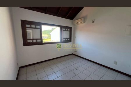 5_photo/952724f79d.85eb9d87cb6ce395-ATLAS-4a13e072-bcef-408c-9db2-fee5f8367623.jpg de casa à venda com 3 quartos, 221m² em Armacao do Pântano do Sul, Florianópolis