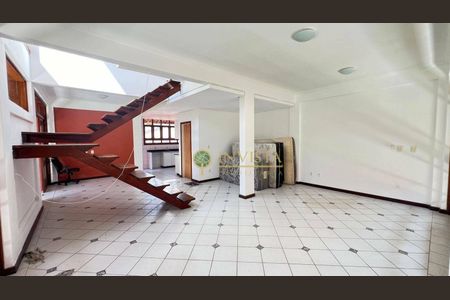 6_photo/952724f79d.85eb9d87cb6ce395-ATLAS-50815bbc-4e41-46ec-a297-b9f5a90a7fea.jpg de casa à venda com 3 quartos, 221m² em Armacao do Pântano do Sul, Florianópolis