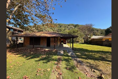 37_photo/952724fa0f.0176ad22bcbf6d3f-ATLAS-584b1205-87c5-4ea9-a4e6-eb3df69d5941.jpg de casa à venda com 3 quartos, 147m² em Armacao do Pântano do Sul, Florianópolis