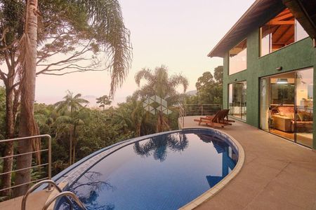 10_photo/952725b045.c54d8ccd00eda198-ATLAS-8f50a2f0-d64e-4829-8fa1-21f11de01b97.jpg de casa à venda com 4 quartos, 500m² em Pântano do Sul, Florianópolis