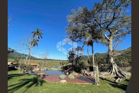 10_photo/952725bdb7.a85d12acb26e661d-ATLAS-b4adc6f5-35fa-47c8-9836-f87c5af0bd05.jpg de casa à venda com 7 quartos, 600m² em Açores, Florianópolis