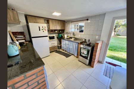4_photo/952725c4d9.445c0bca81181d7a-ATLAS-cd0ebc68-2db4-43f9-ac0f-b9c28875db9e.jpg de casa à venda com 3 quartos, 120m² em Praia Acores, Florianópolis