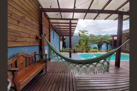 9_photo/952725c7cd.37b212974105d56c-ATLAS-3d167fa2-c54e-4994-8e5e-bc768fc20bdb.jpg de casa à venda com 3 quartos, 100m² em Pântano do Sul, Florianópolis