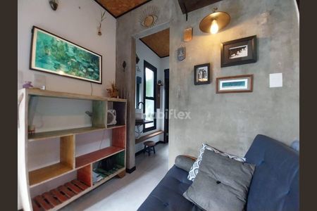 7_photo/952725c7cd.37b212974105d56c-ATLAS-815049f0-e976-4dc7-b6aa-bd06fc353d9e.jpg de casa à venda com 3 quartos, 100m² em Pântano do Sul, Florianópolis