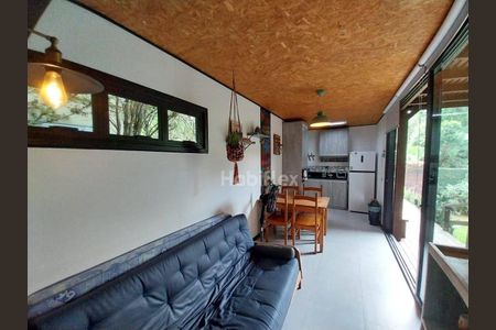 6_photo/952725c7cd.37b212974105d56c-ATLAS-e98d9997-a847-4eff-9f38-f6ea25a328bb.jpg de casa à venda com 3 quartos, 100m² em Pântano do Sul, Florianópolis