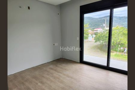 11_photo/952725c7d1.186a81f650c8d34a-ATLAS-bff860ce-3b75-4c75-96c2-80a0bd87813d.jpg de casa à venda com 3 quartos, 148m² em Pântano do Sul, Florianópolis