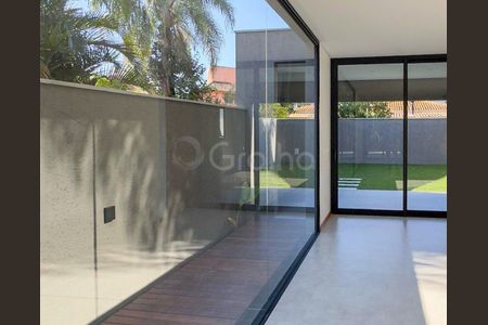 12_photo/952725c7d1.6ba4ef9df26df2e3-ATLAS-9e45fa0a-1c69-41c2-a24f-4ae5969795eb.jpg de casa à venda com 3 quartos, 165m² em Pântano do Sul, Florianópolis