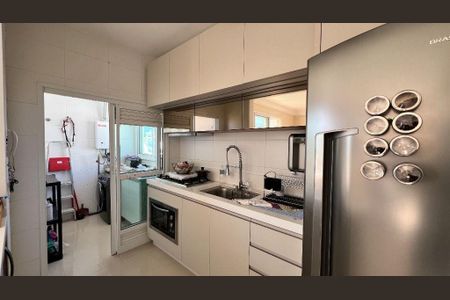 1_photo/952725ce65.f14d7a494a64fc38-ATLAS-eafd82d0-2c19-48cc-9323-178de3a53e1a.jpg de apartamento à venda com 2 quartos, 95m² em Pântano do Sul, Florianópolis