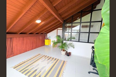 14_photo/952725ced9.751bca41ac608a7d-ATLAS-8792db3f-2bf5-40c9-a9dd-6f8fa6533fd2.jpg de casa à venda com 5 quartos, 166m² em Pântano do Sul, Florianópolis