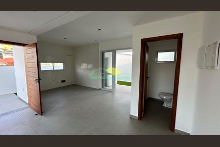 7_photo/952725cedf.e98ed2530eefd725-ATLAS-afcefbba-4175-40da-b8ff-1979a631a3d6.jpg de casa à venda com 3 quartos, 131m² em Pântano do Sul, Florianópolis