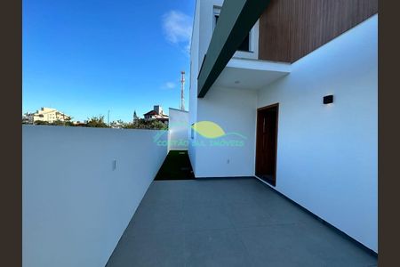 8_photo/952725cf27.671b3960e7484b54-ATLAS-b03dbb21-b5c8-4ee2-8e66-2176dc883e96.jpg de casa à venda com 3 quartos, 122m² em Pântano do Sul, Florianópolis